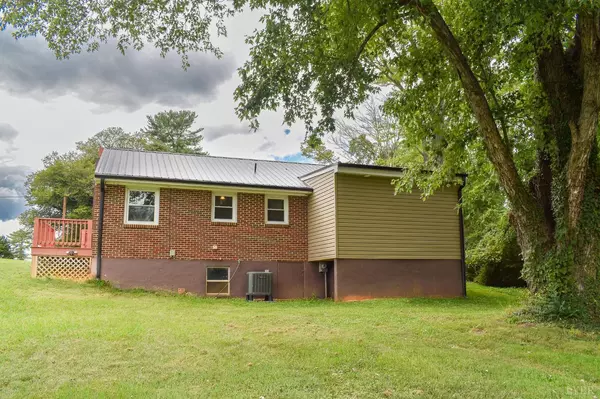 Amherst, VA 24521,588 Patrick Henry HWY