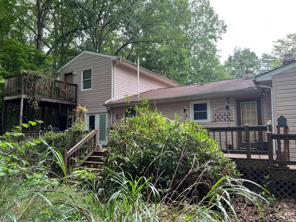 Drakes Branch, VA 23937,200 Piney LN
