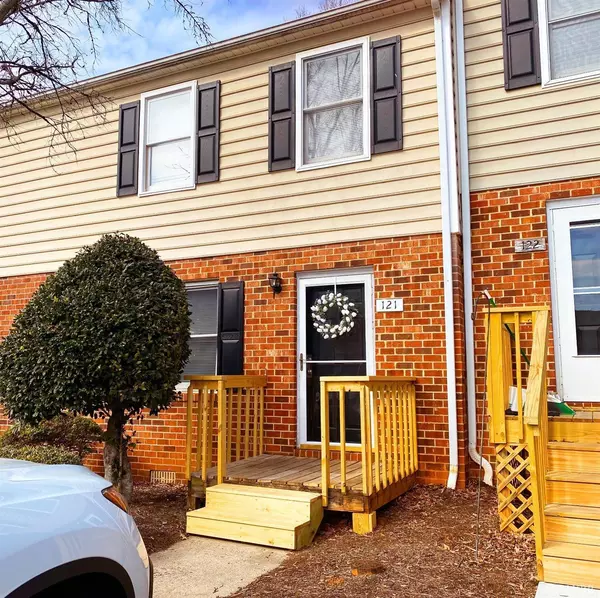 Lynchburg, VA 24502,542 Leesville RD