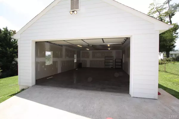 Lynchburg, VA 24502,59 BRIAR CLIFF CIR