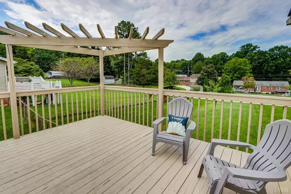 Lynchburg, VA 24502,504 Dawnridge DR