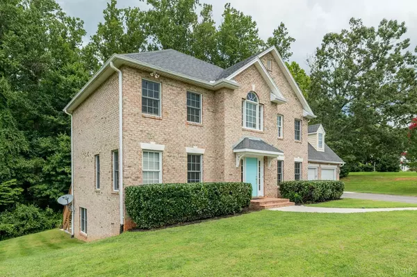 Lynchburg, VA 24502,548 Lady Slipper LN