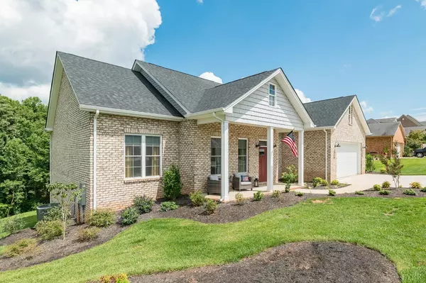 Lynchburg, VA 24503,1320 Glenbrooke DR