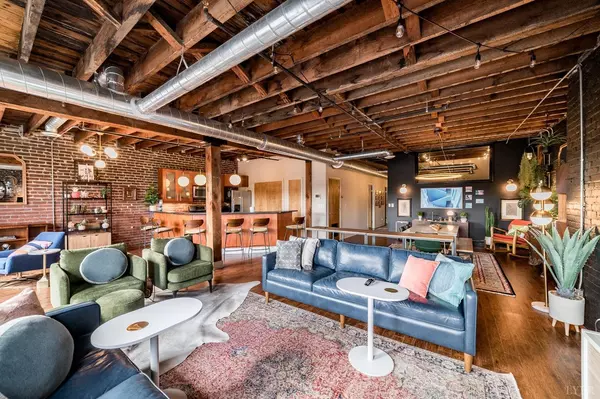 Lynchburg, VA 24504,1220 Main ST