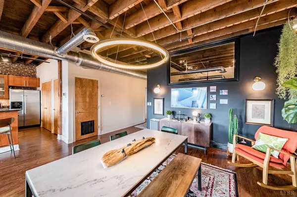 Lynchburg, VA 24504,1220 Main ST