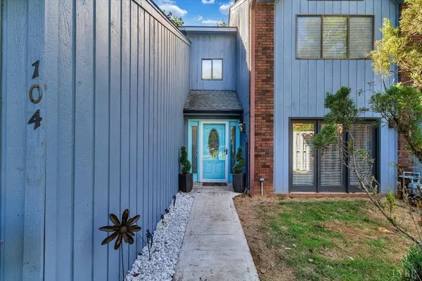 Lynchburg, VA 24503,104 Teal CT