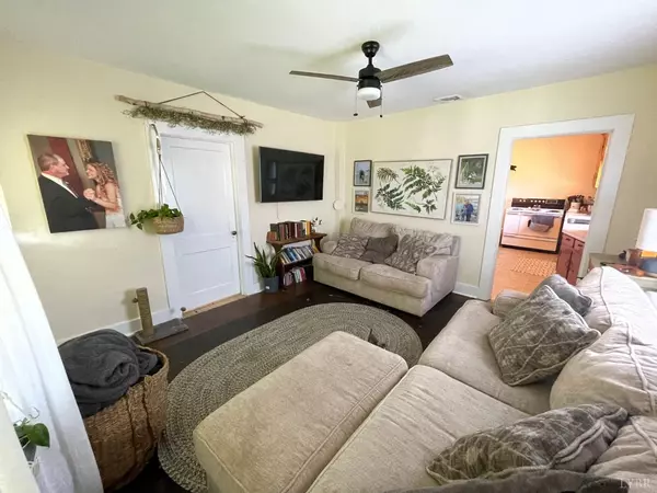 Hurt, VA 24563,200 Jasper Wood RD