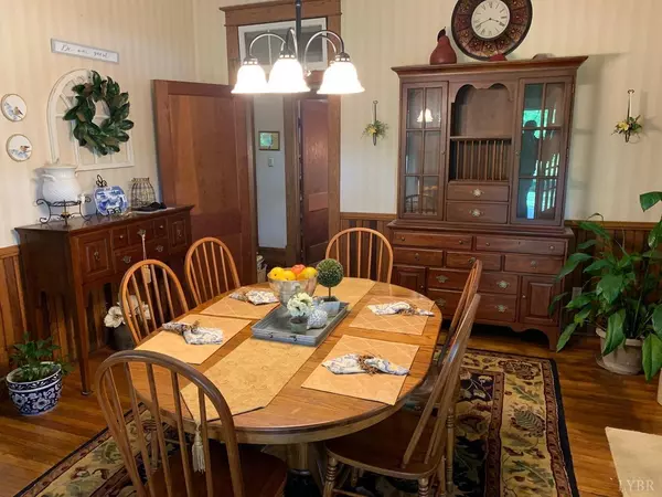 Dillwyn, VA 23936,16464 N James Madison HWY