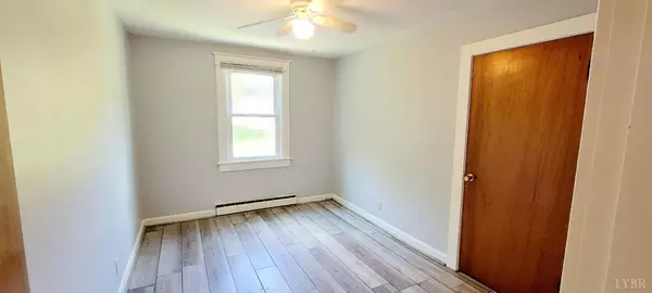 Lynchburg, VA 24501,840 Old Forest RD