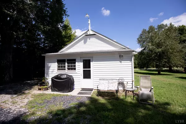 Farmville, VA 23901,2065 back hampden sydney