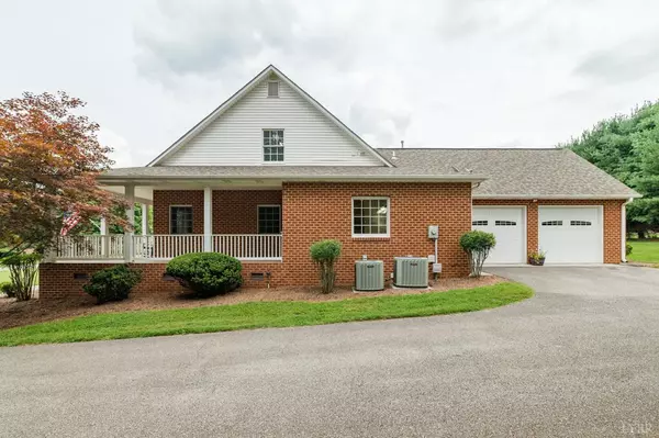 Bedford, VA 24523,109 Woodcreek RD