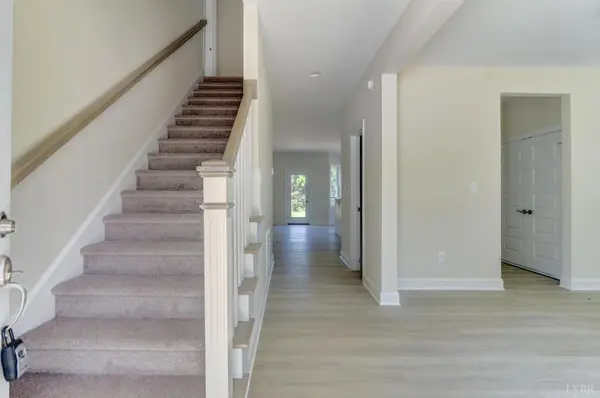 Lynchburg, VA 24502,101 Phillips CIR