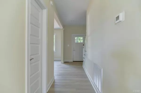 Lynchburg, VA 24502,101 Phillips CIR