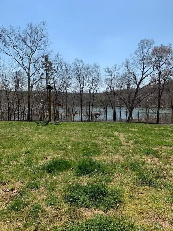 Gladys, VA 24554,1166 Melrose RD