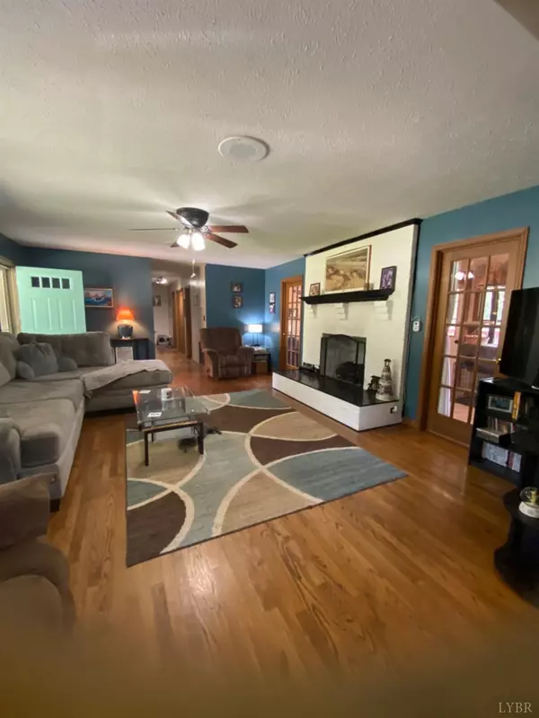 Gladys, VA 24554,1166 Melrose RD