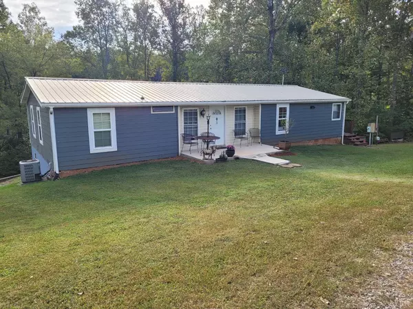 15 Hallwood DR, Evington, VA 24550