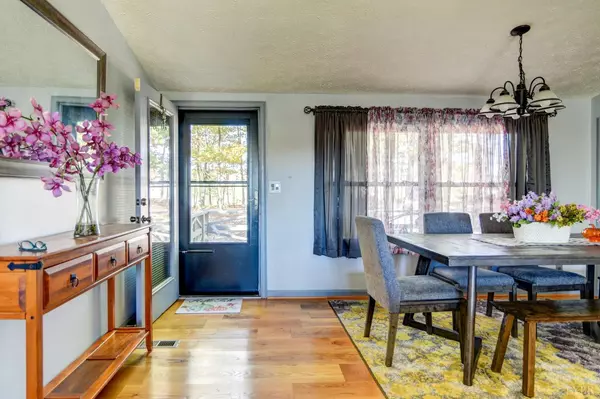 Gladys, VA 24554,862 Gladys RD