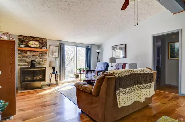 Gladys, VA 24554,862 Gladys RD