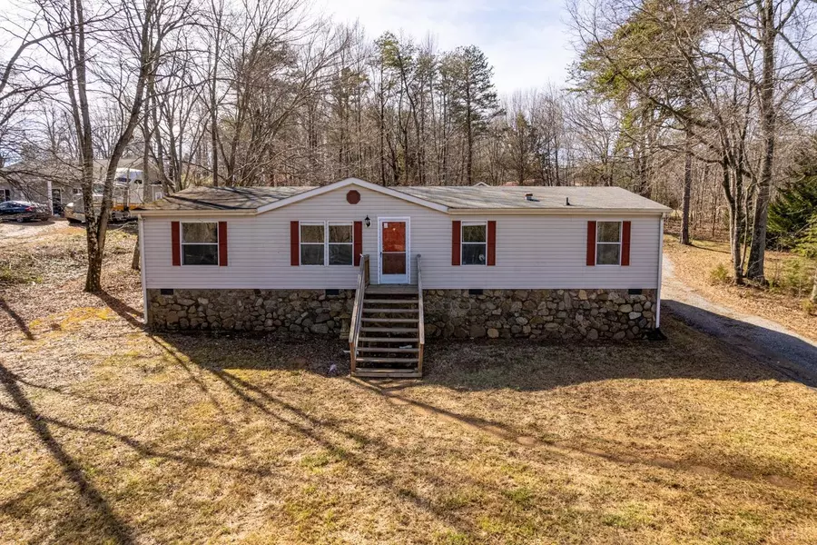 1274 English Tavern RD, Lynchburg, VA 24501