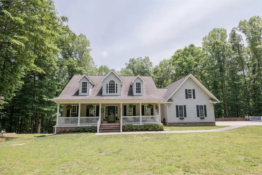 96 Quarry RD, Farmville, VA 23901