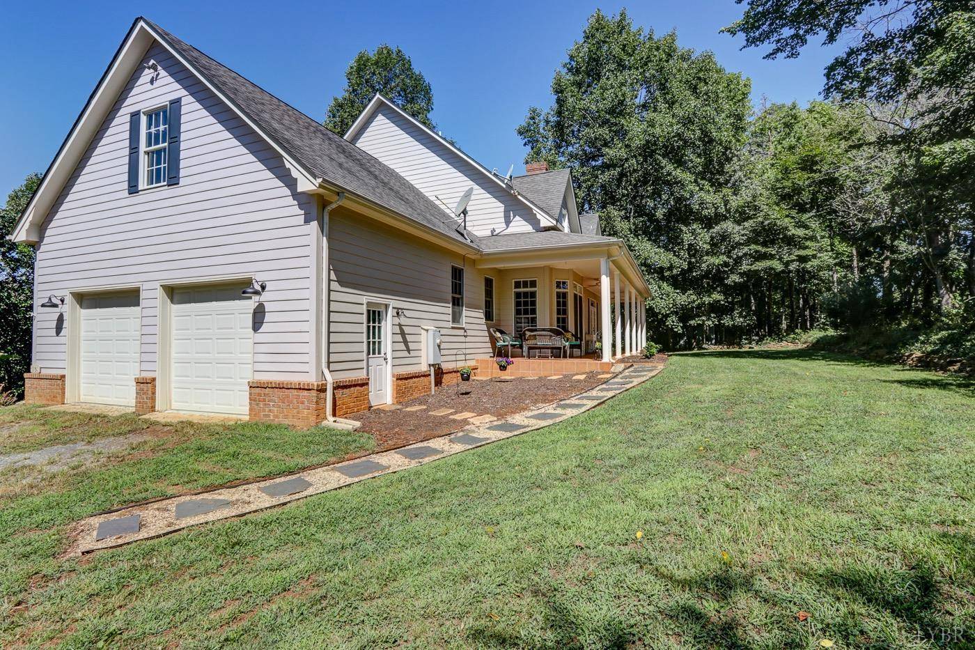 Goode, VA 24556,1151 Roaring Run RD