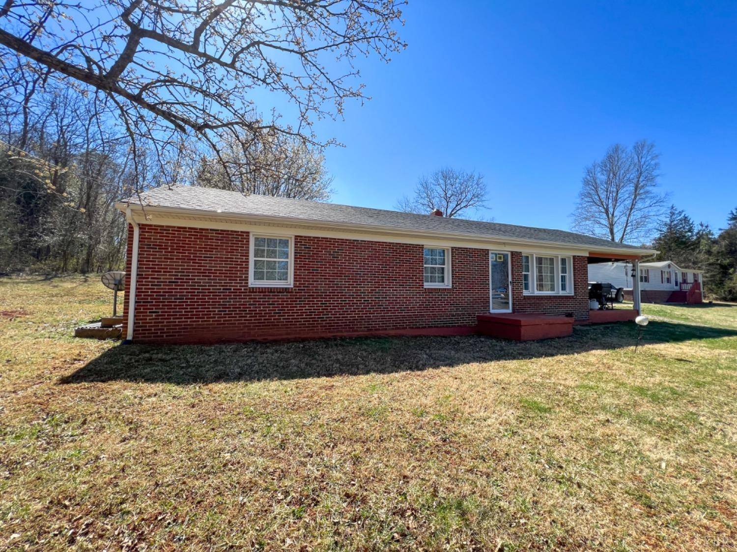 Amherst, VA 24521,1284 Richmond HWY