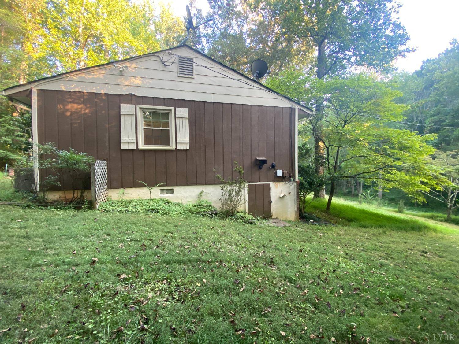 Lynchburg, VA 24503,1062 Medina LN