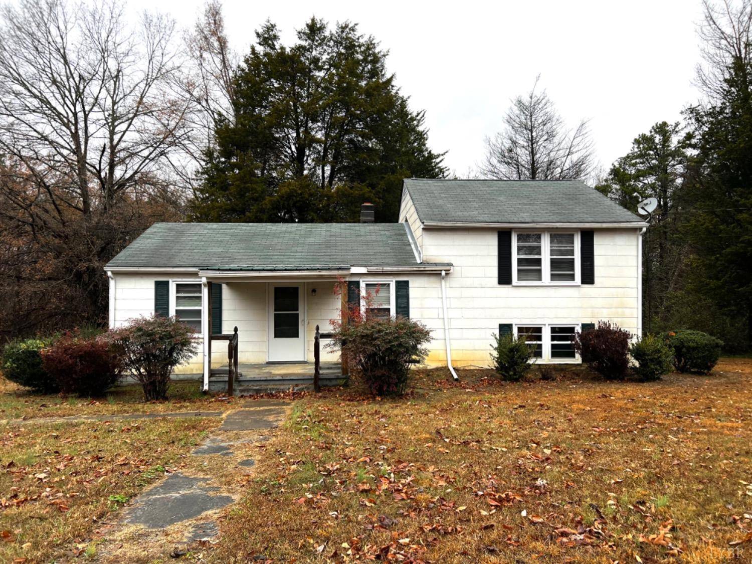 245 Gethsemane Church AVE, Drakes Branch, VA 23937