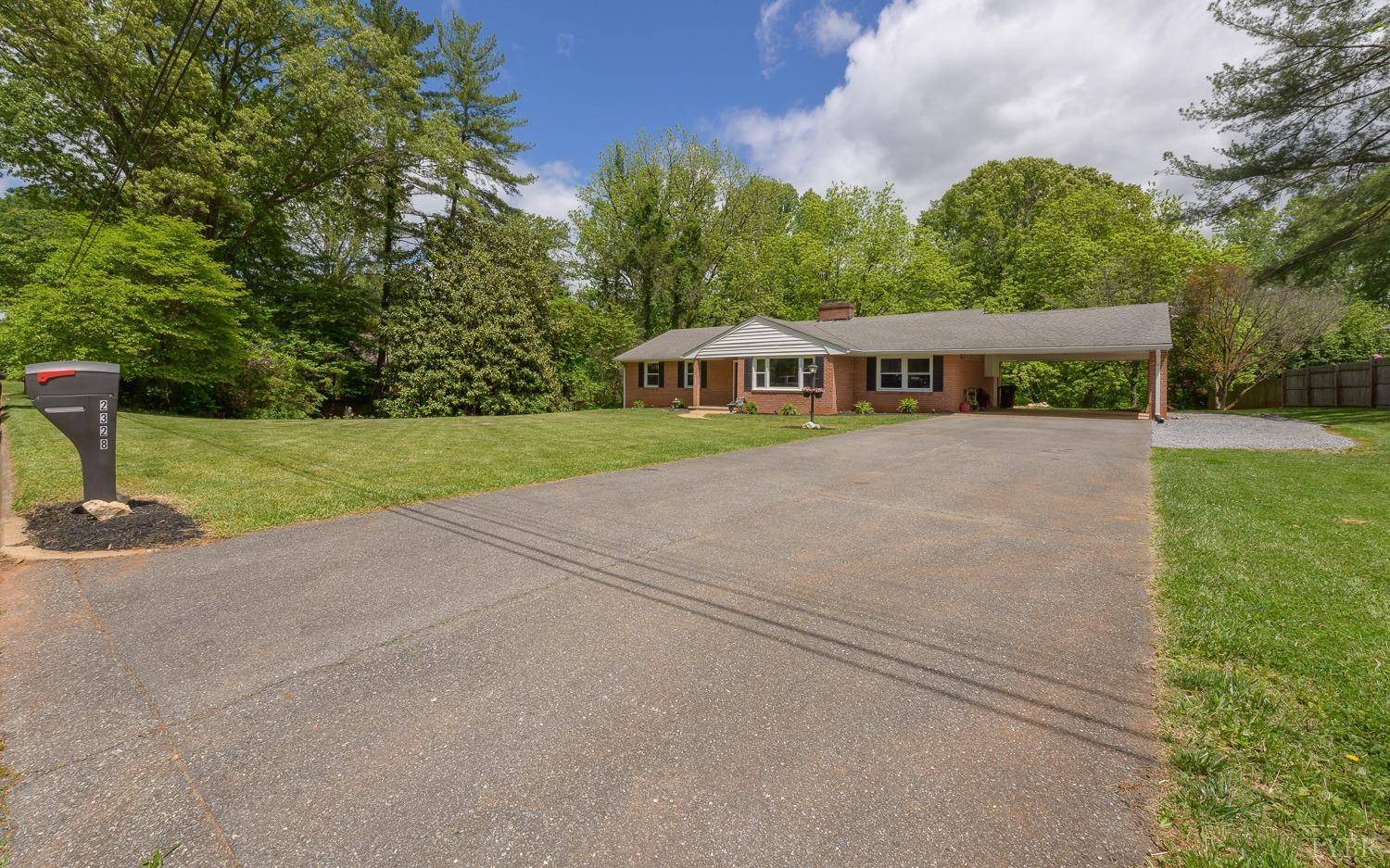 Lynchburg, VA 24503,2328 INDIAN HILL RD