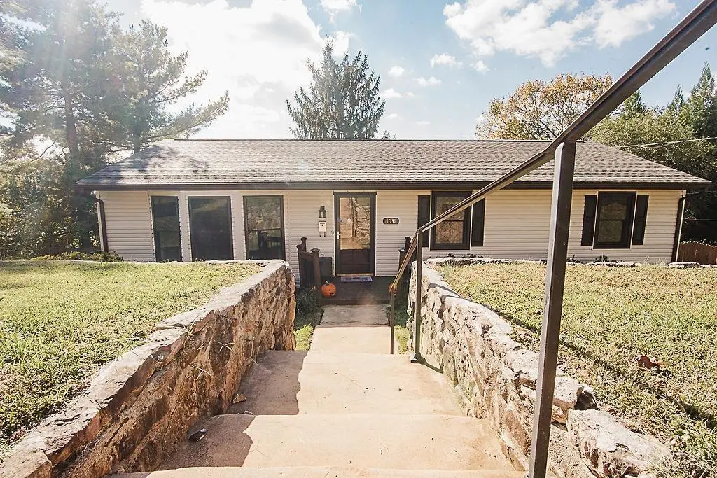 Vinton, VA 24179,1031 Jeanette AVE