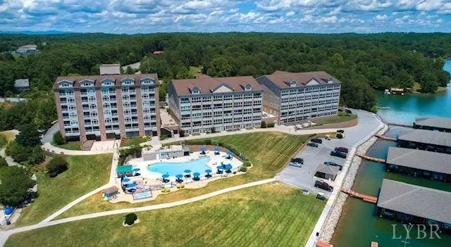 Huddleston, VA 24104,1217 Graves Harbor TRL