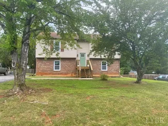 Lynchburg, VA 24551,212 Graves DR