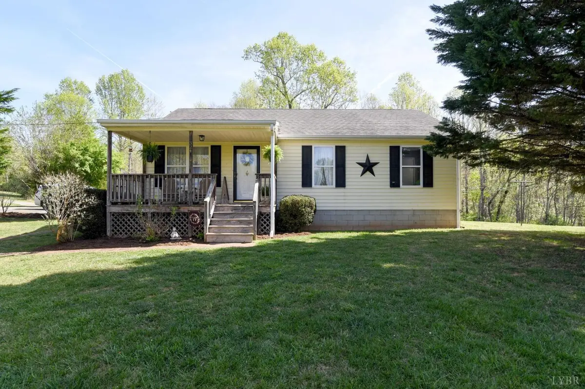 Shipman, VA 22971,324 Montreal LN