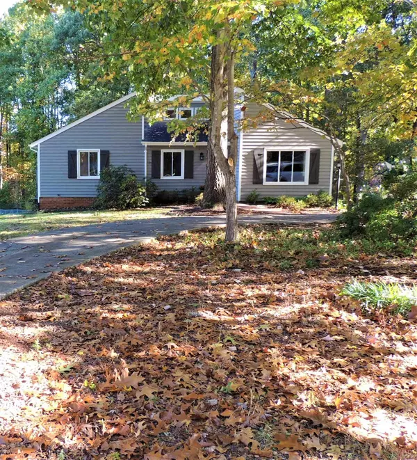 205 Shady Oak Lane LN, Forest, VA 24551