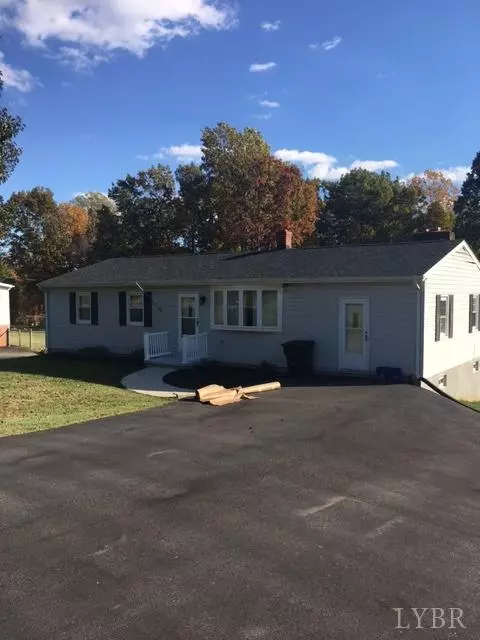 124 Casey LN, Madison Heights, VA 24572