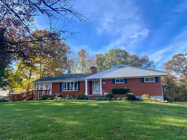 224 Woodland DR, Madison Heights, VA 24572