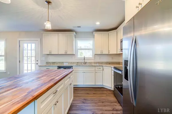 Gladys, VA 24554,448 Collins Ferry RD