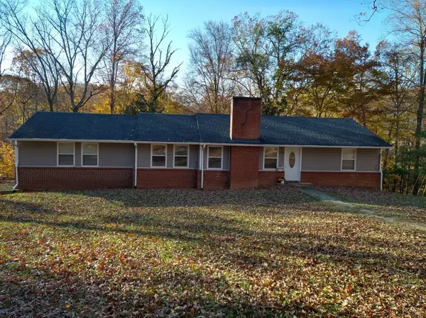 2210 Poplar AVE, Altavista, VA 24517