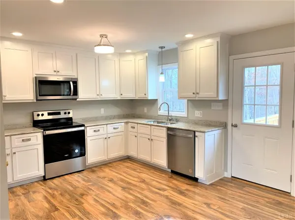 Rice, VA 23966,1358 Piney Grove RD