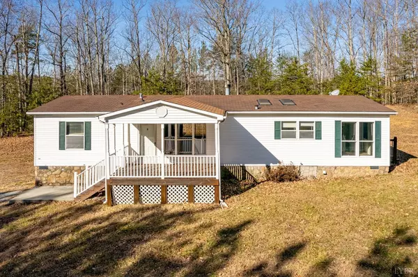 288 chapel grove, Evington, VA 24550