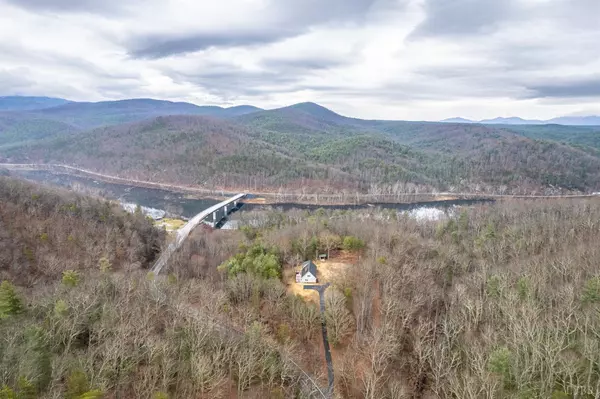 Big Island, VA 24526,14631 Lee Jackson Highway