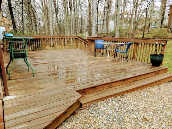 Forest, VA 24551,104 Sweeney CIR