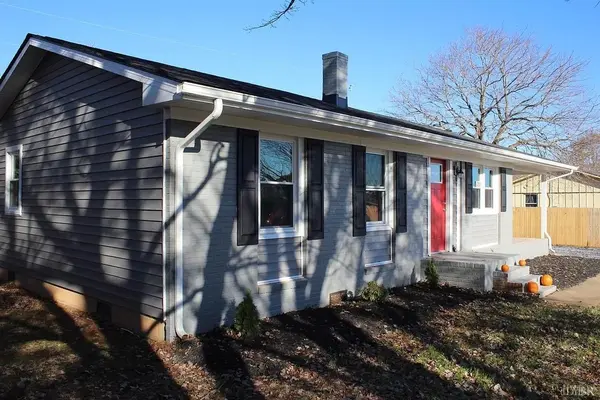 Gladys, VA 24554,5763 Three Creeks Rd