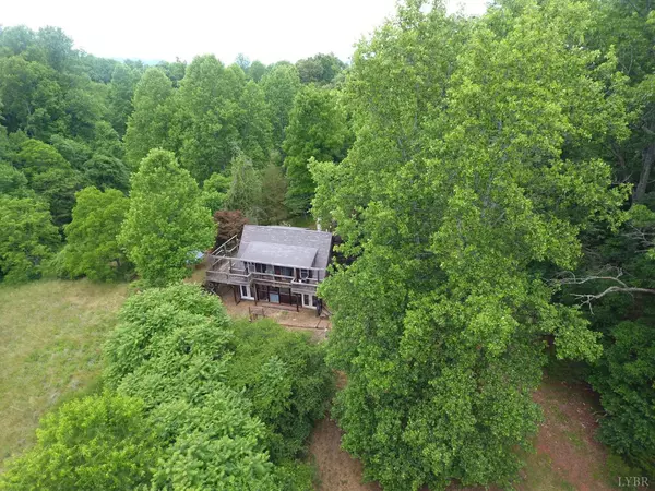 Shipman, VA 22971,284 Oakland Farm LN