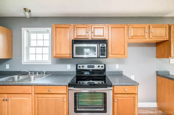 Nathalie, VA 24577,3230 Hog Wallow Rd