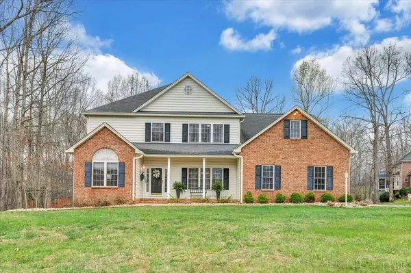 415 Hunters Mill LN, Evington, VA 24550