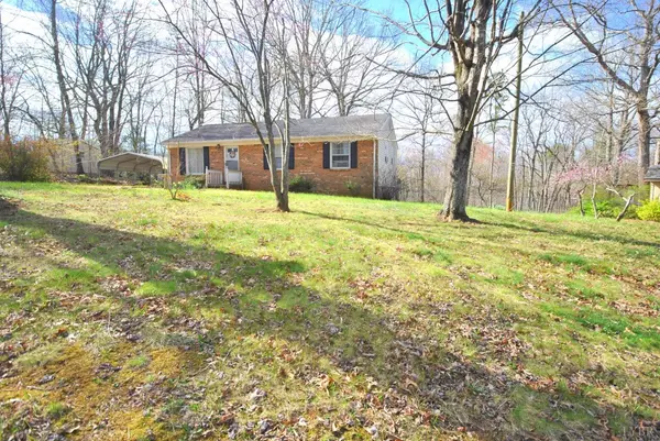 Altavista, VA 24517,239 Oliver RD