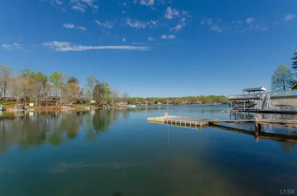 Penhook, VA 24137,309 Lakeside Rd