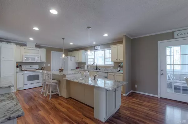 Penhook, VA 24137,309 Lakeside Rd