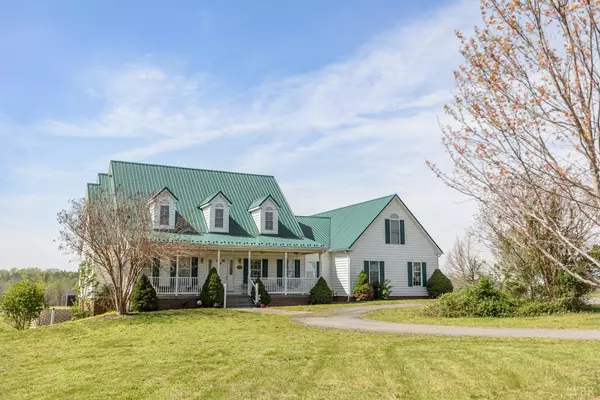 1692 W Courthouse RD, Crewe, VA 23930